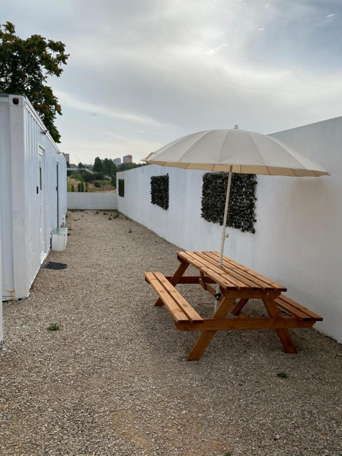 Hostel Casa Vale Ecotainer Lizbona Zewnętrze zdjęcie