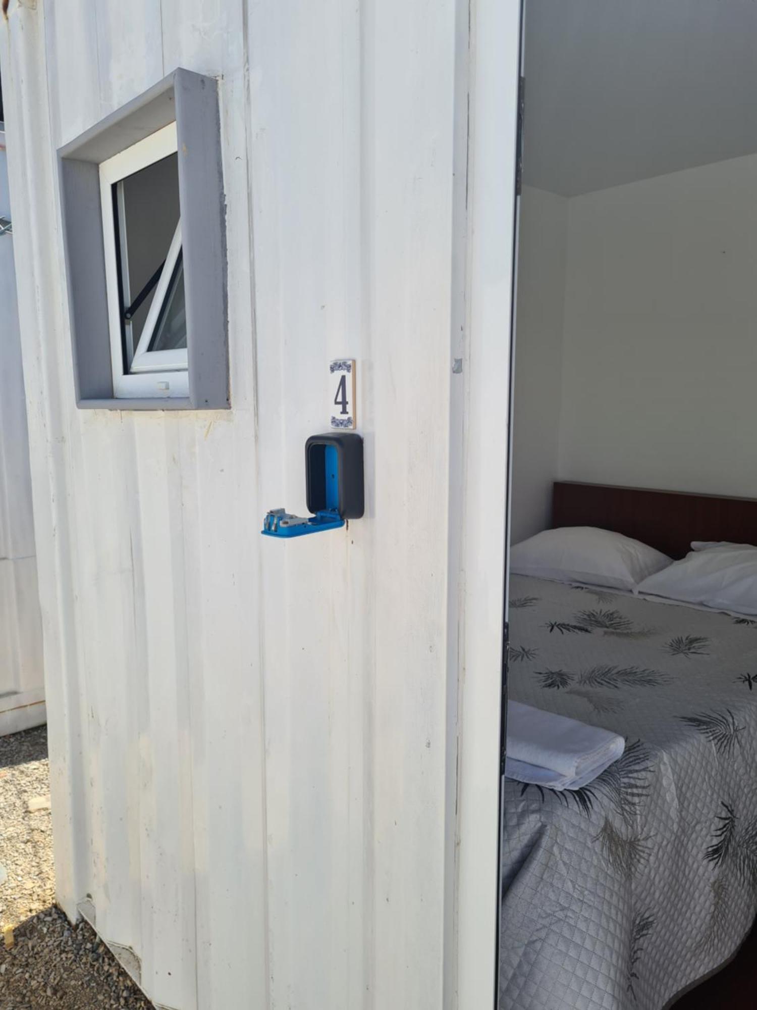Hostel Casa Vale Ecotainer Lizbona Zewnętrze zdjęcie