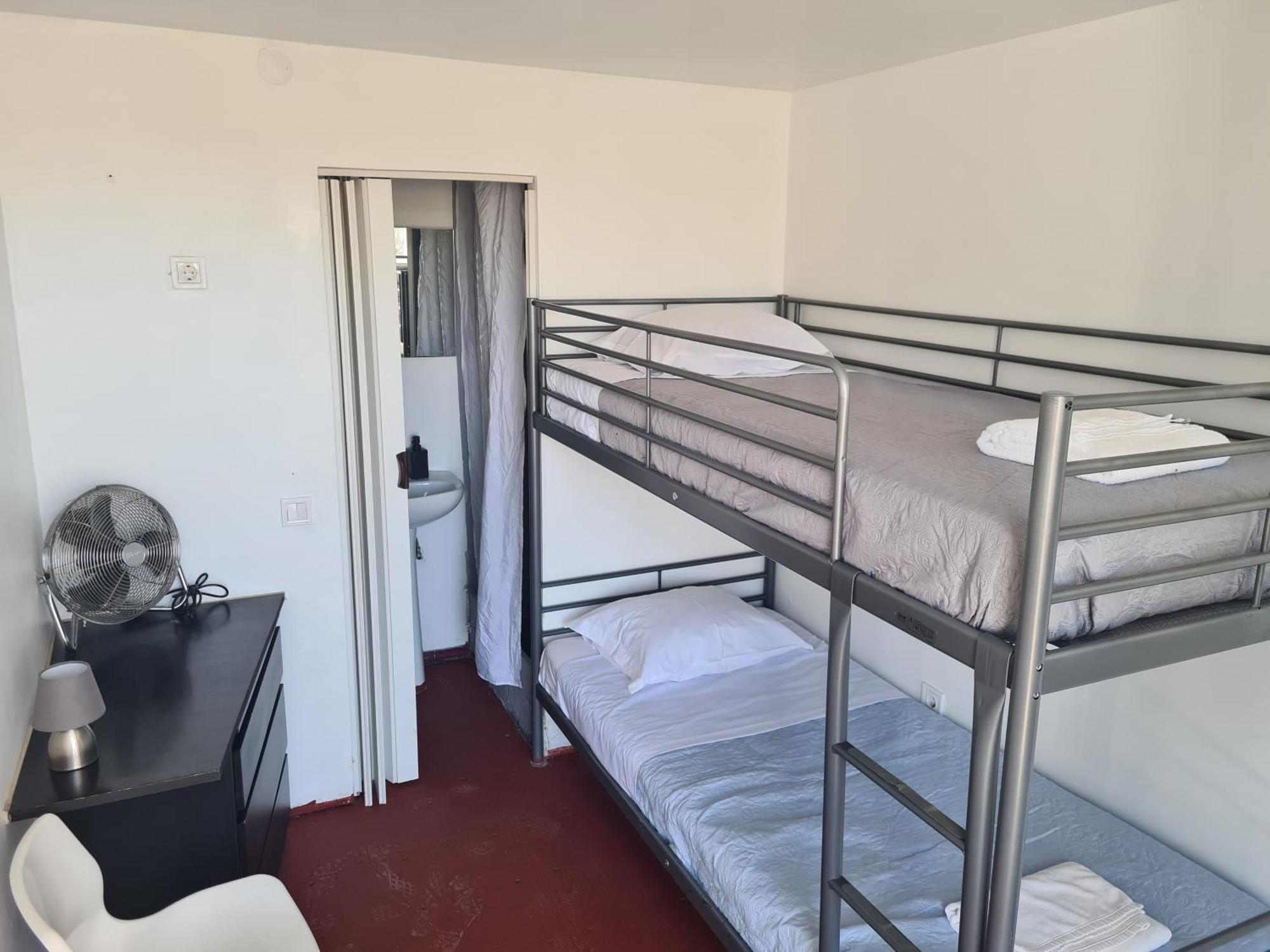 Hostel Casa Vale Ecotainer Lizbona Zewnętrze zdjęcie