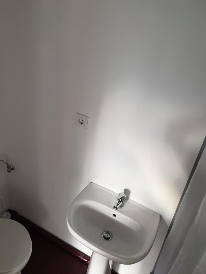 Hostel Casa Vale Ecotainer Lizbona Zewnętrze zdjęcie